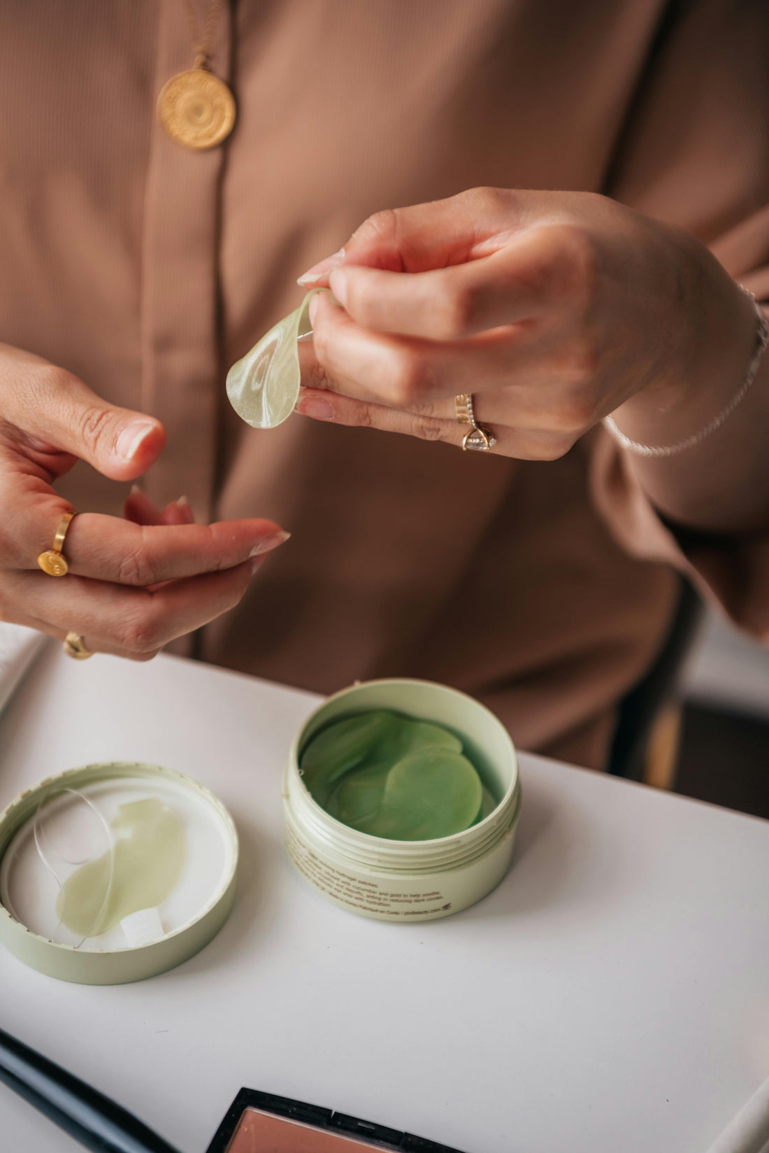 Beauty by Lunera’s Top 5 Anti-Aging Skincare Secrets